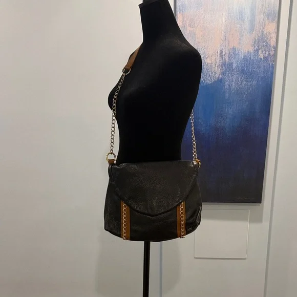 Genuine Italian Leather Crossbody in Black and Tan - Picture 1 of 8